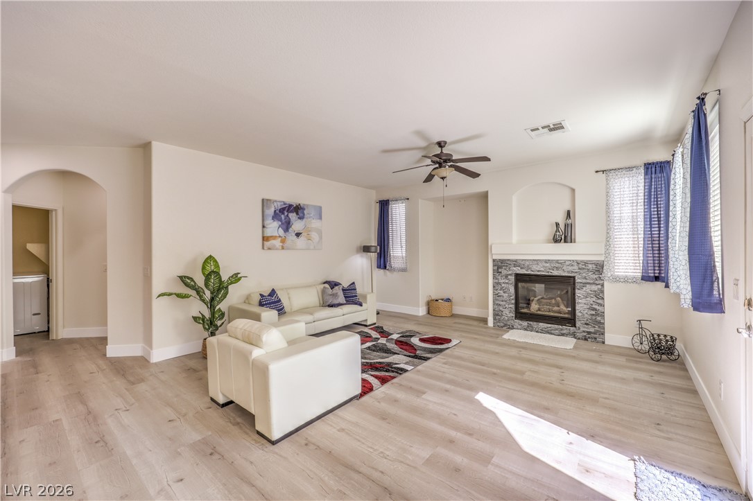 Photo 9 of 39, 11462 Bargetto Court