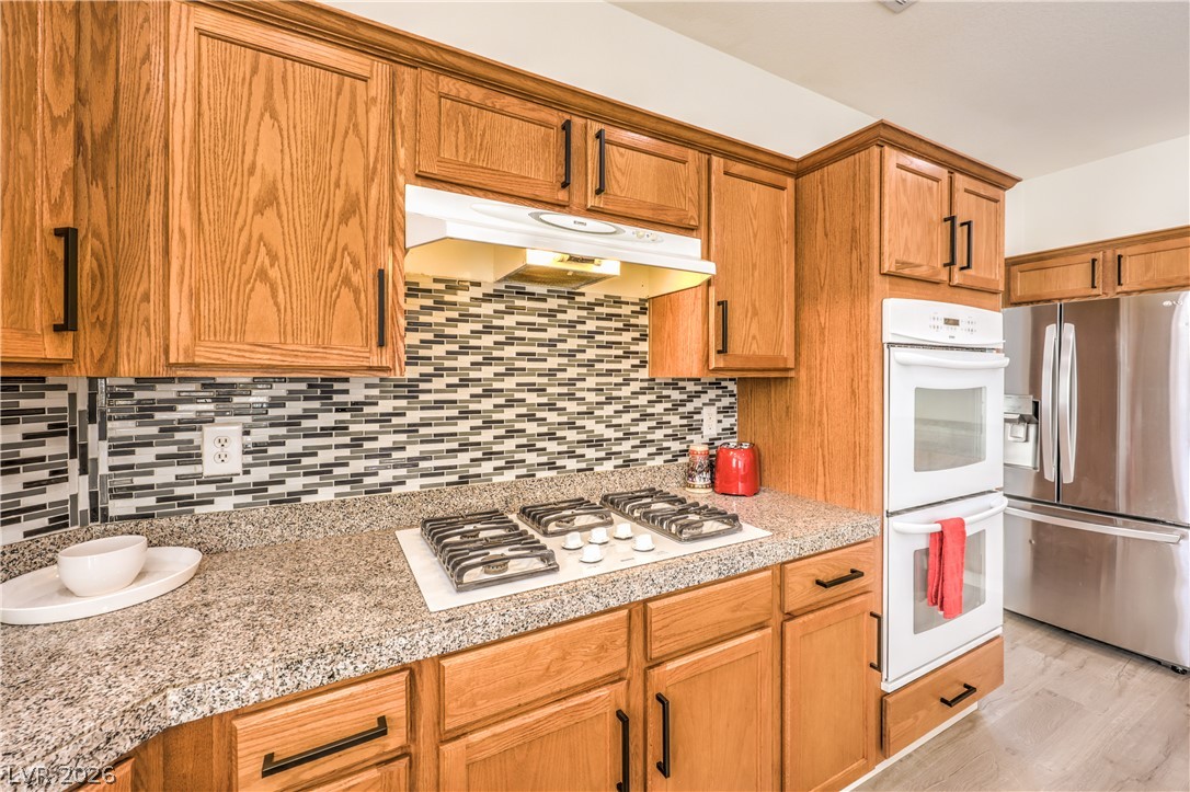 Photo 14 of 39, 11462 Bargetto Court