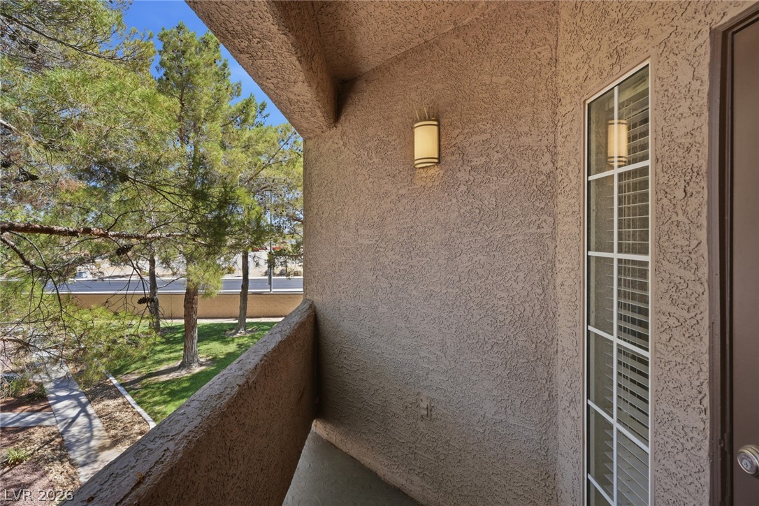 Photo 7 of 47, 5250 S Rainbow Boulevard #2079
