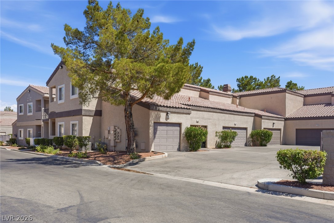 Photo 21 of 47, 5250 S Rainbow Boulevard #2079
