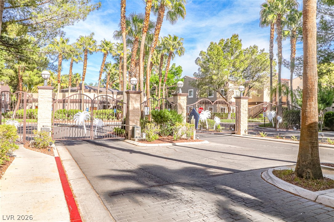 Photo 44 of 47, 5250 S Rainbow Boulevard #2079
