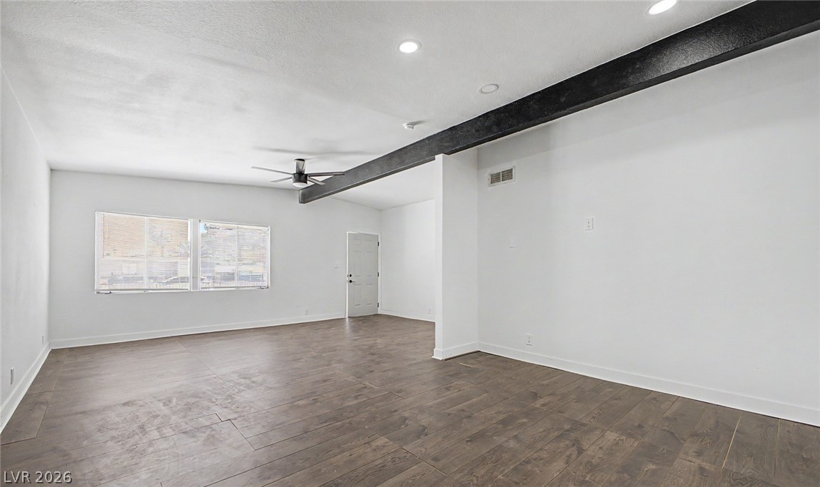 Photo 7 of 18, 3220 Stanley Avenue