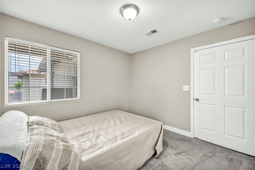 Photo 14 of 29, 3424 Winterhaven Street #201