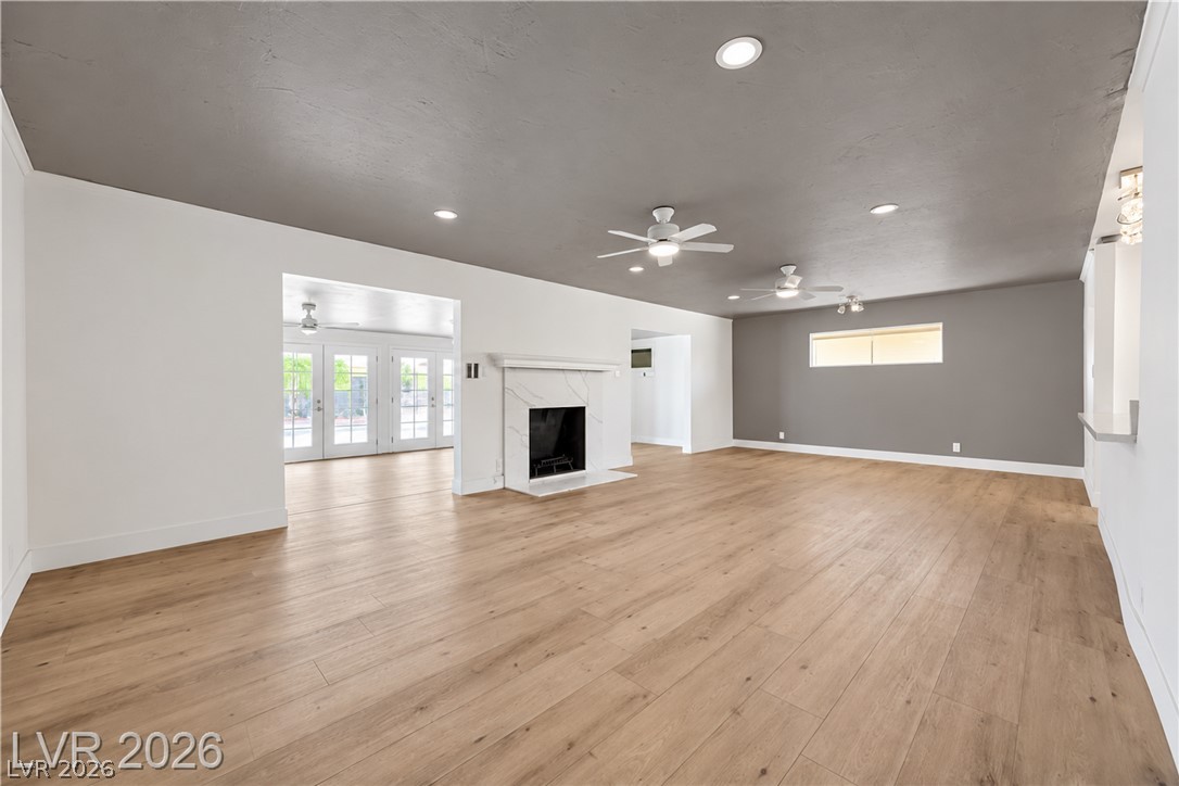 Photo 10 of 33, 608 Bryant Court