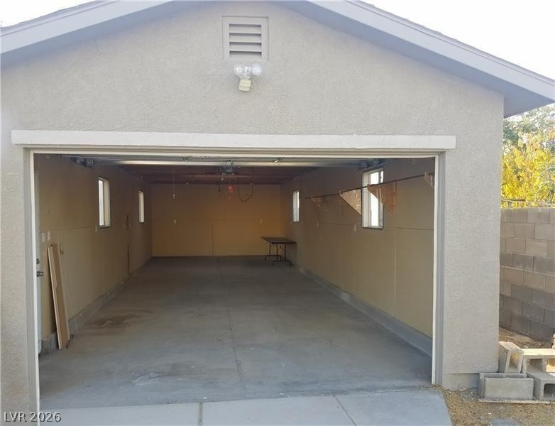 Photo 8 of 24, 3439 Cox Street