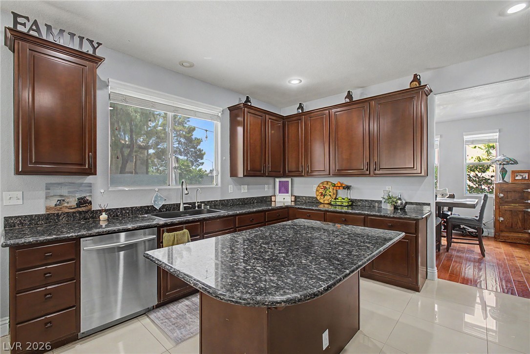 Photo 40 of 62, 91 Glendive Street