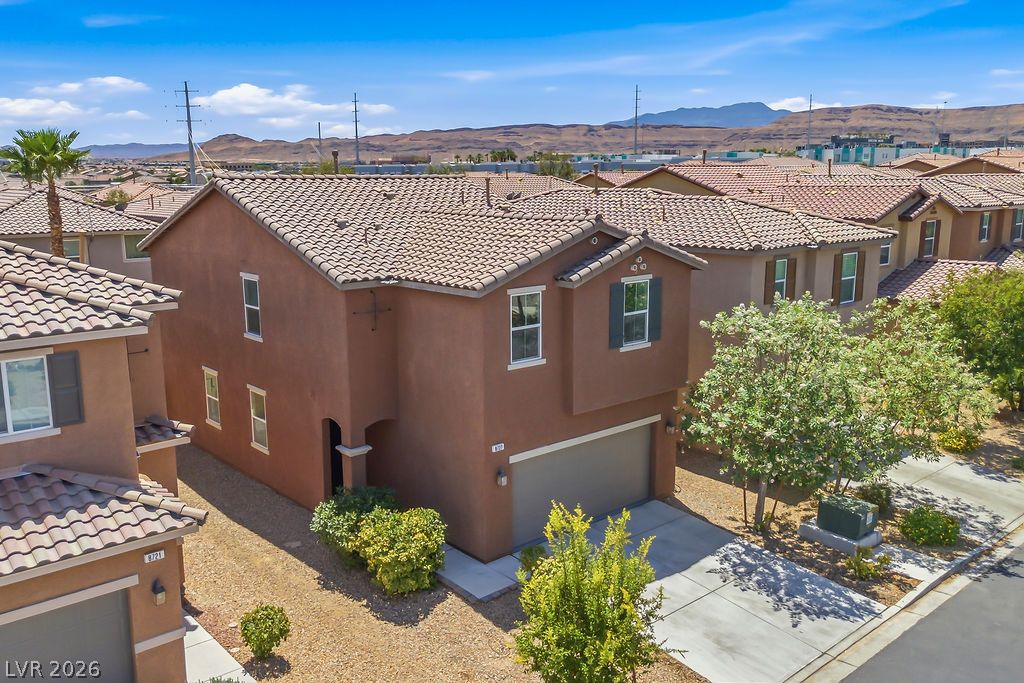 Photo 11 of 50, 8727 Cerrito Canyon Court