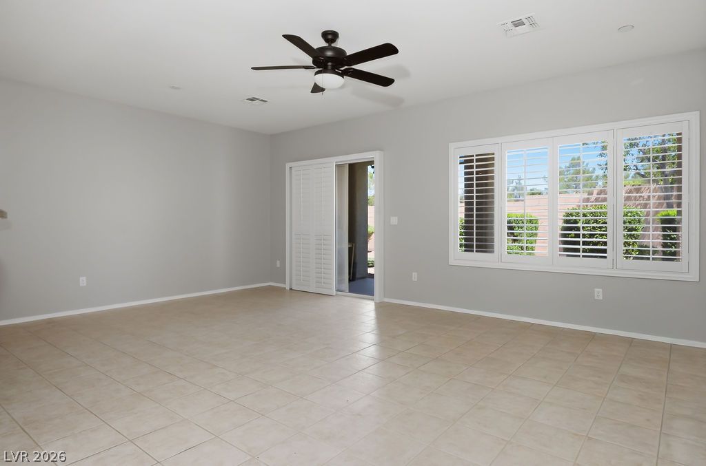 Photo 7 of 27, 2517 Springville Way