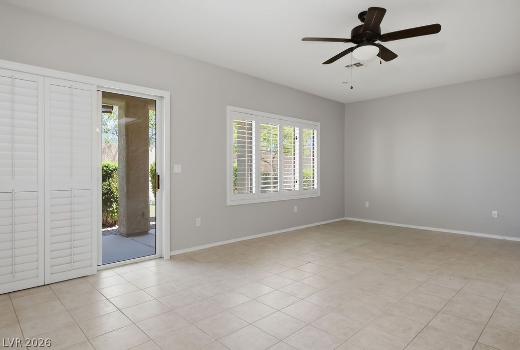 Photo 8 of 27, 2517 Springville Way