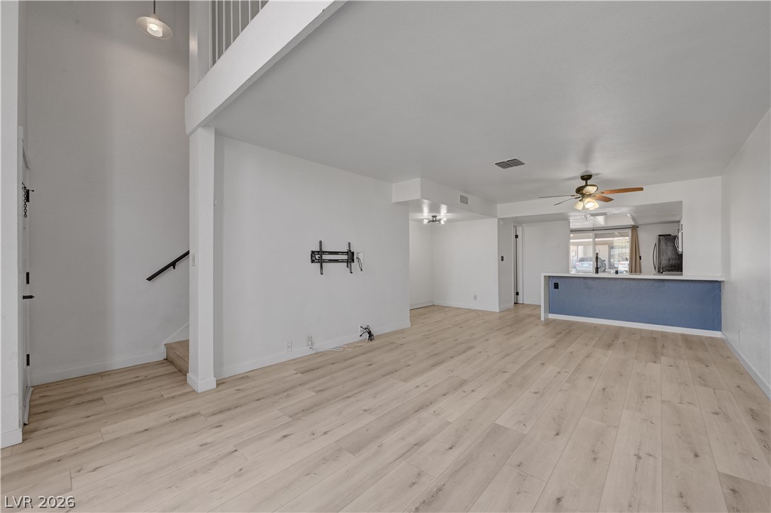 Photo 8 of 37, 6542 Ironbark Lane