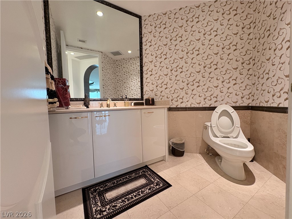 Photo 23 of 53, 2857 Paradise Road #PH2904