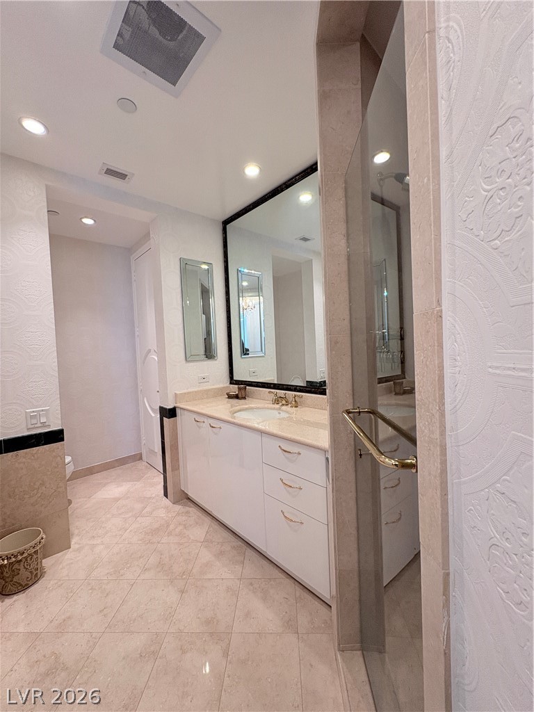 Photo 38 of 53, 2857 Paradise Road #PH2904