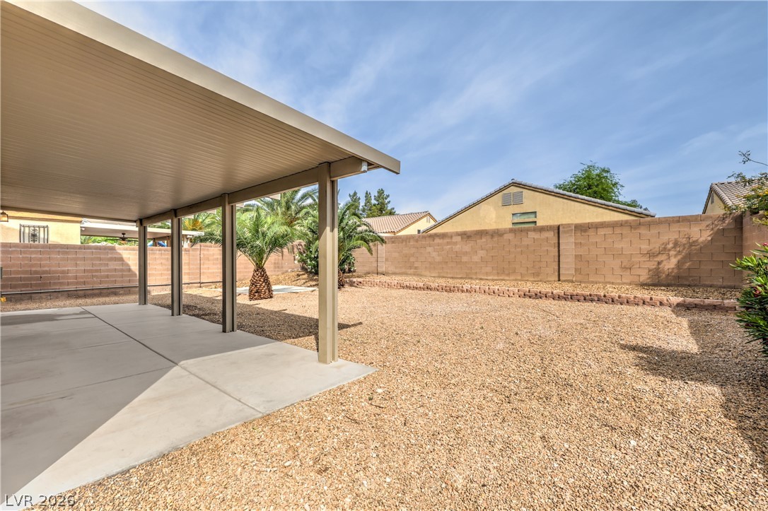 Photo 35 of 40, 920 Gary Carmena Avenue