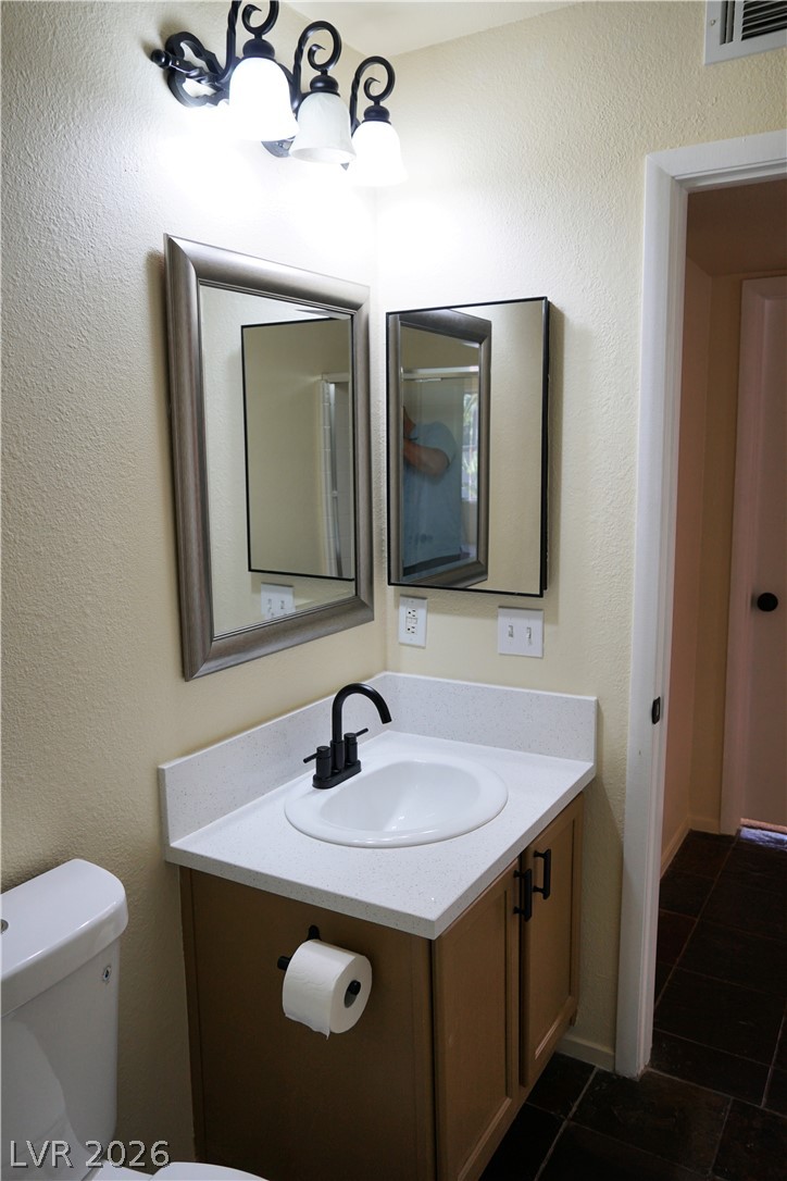 Photo 26 of 44, 4955 Lindell Road #204