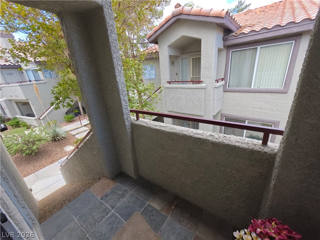 Photo 42 of 44, 4955 Lindell Road #204