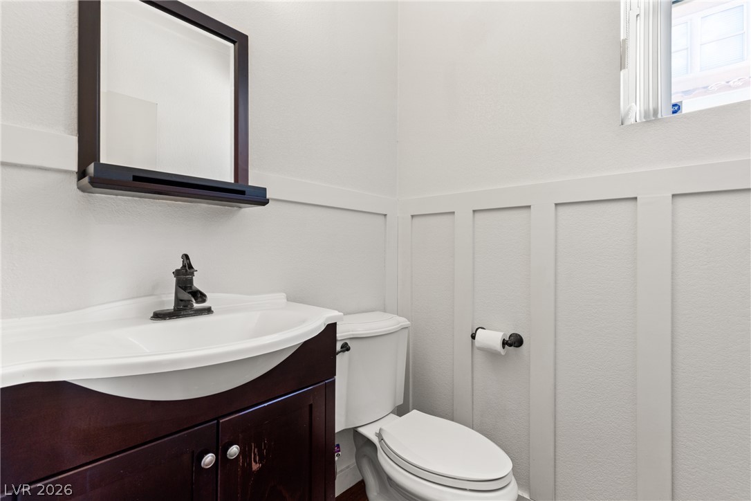 Photo 14 of 42, 251 S Green Valley Parkway #2211