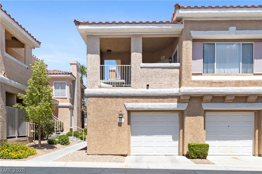 Photo 33 of 42, 251 S Green Valley Parkway #2211