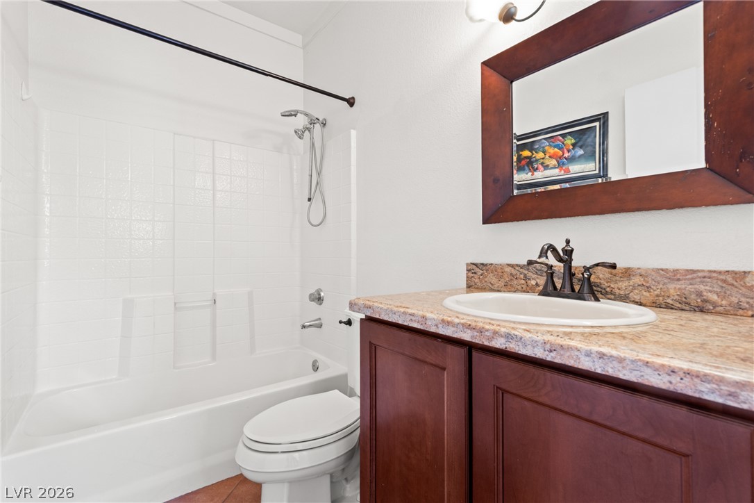 Photo 26 of 42, 251 S Green Valley Parkway #2211