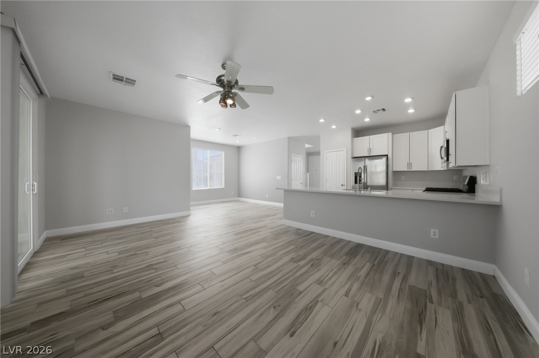 Photo 15 of 55, 2360 Spirito Avenue