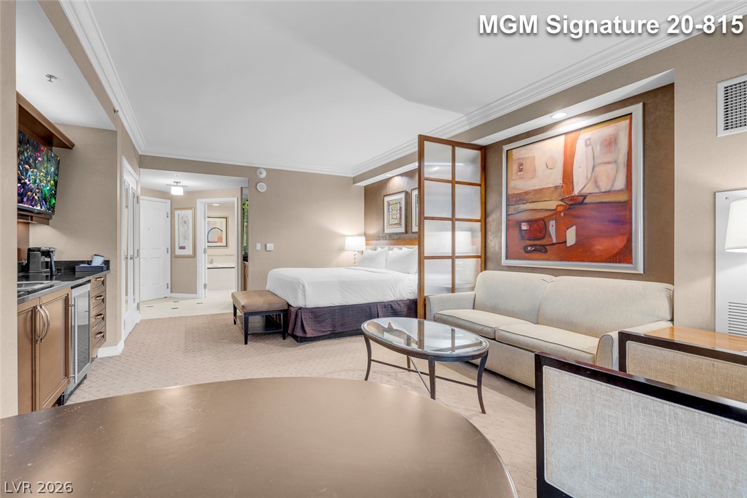 Photo 17 of 63, 125 E Harmon Avenue #2015