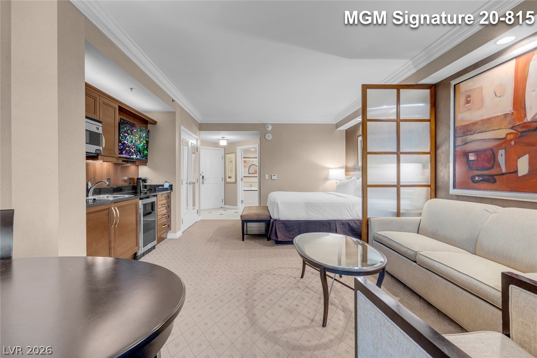 Photo 18 of 63, 125 E Harmon Avenue #2015
