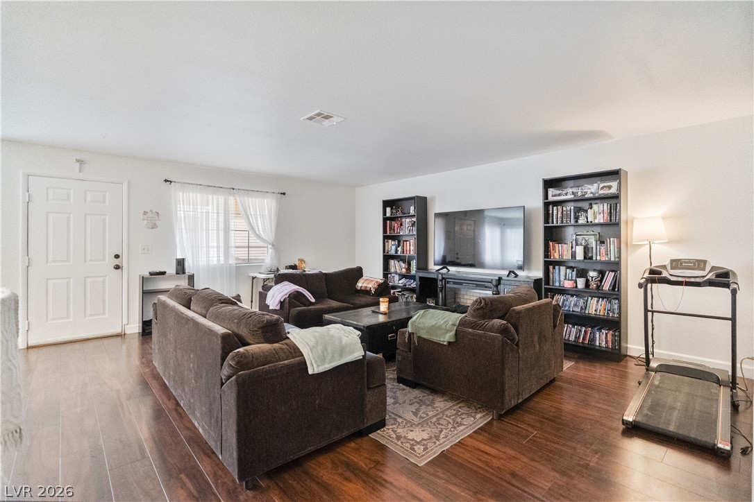 Photo 10 of 25, 8410 Eldora Avenue #2011