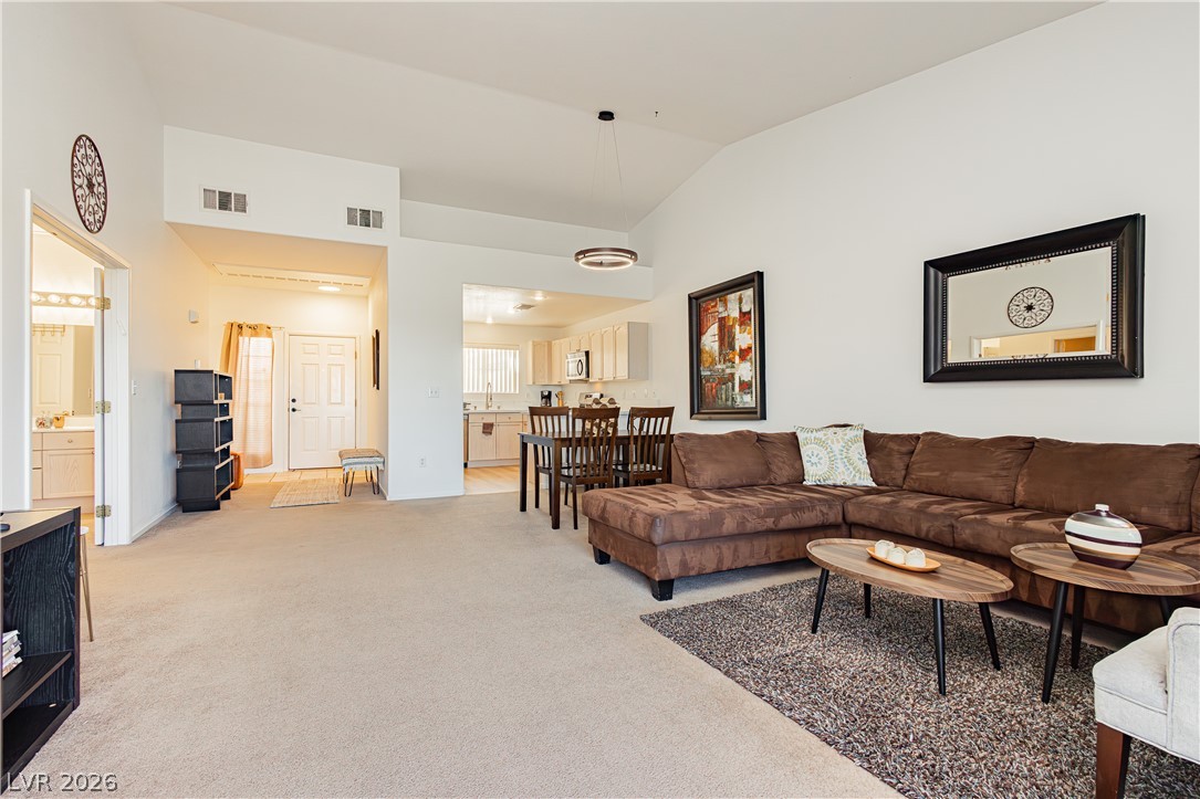 Photo 12 of 32, 424 Pine Haven Street #203