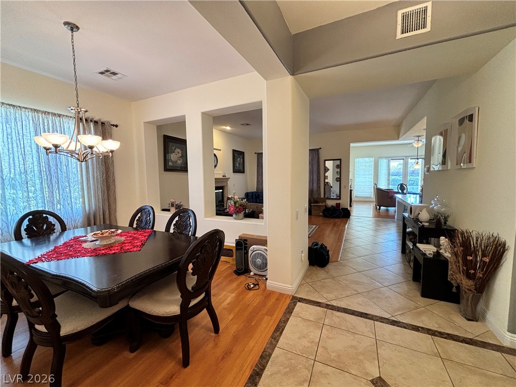Photo 9 of 39, 932 Viscanio Place