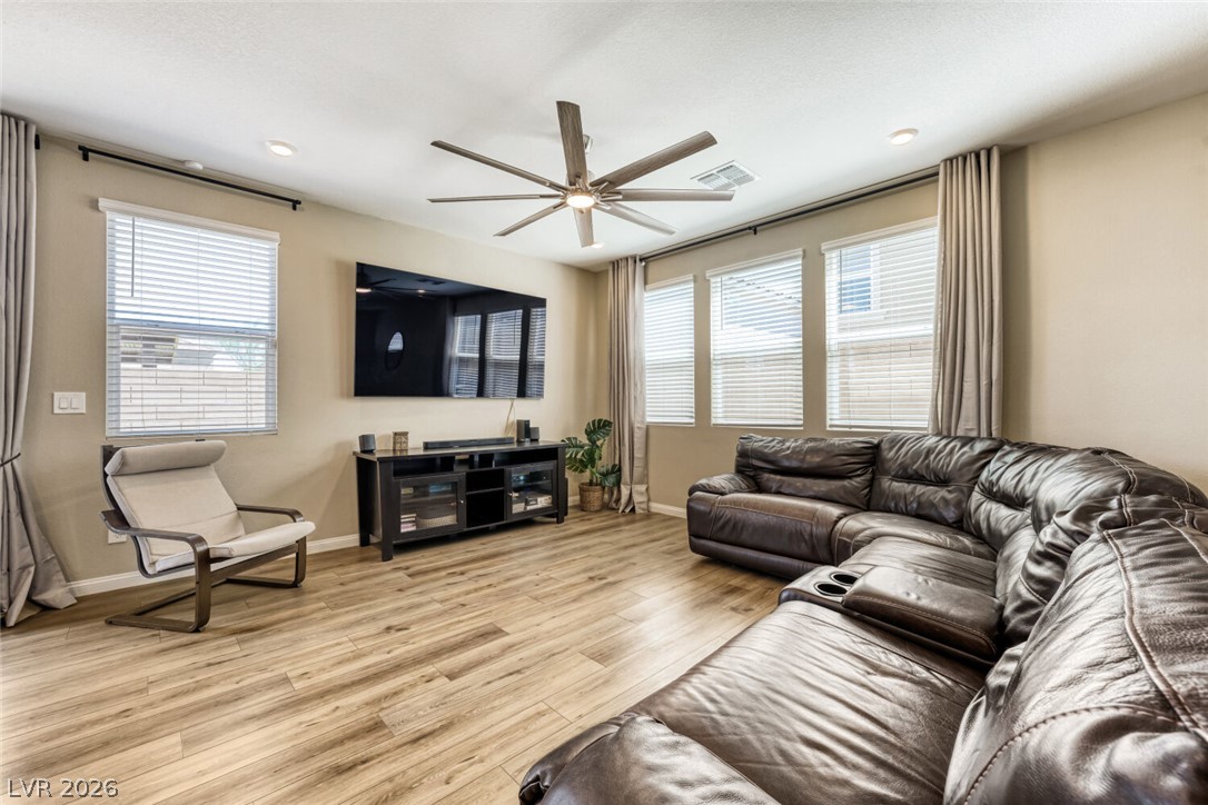 Photo 12 of 36, 9166 Eagle Ford Street