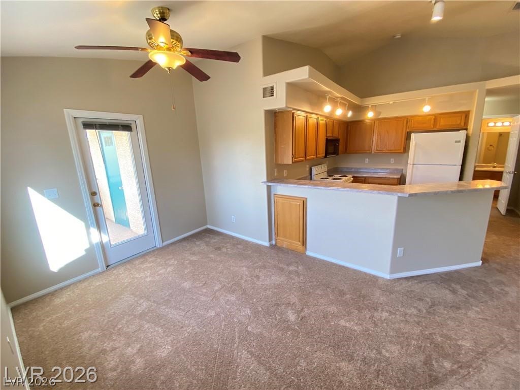 Photo 6 of 22, 384 Sunward Drive #0