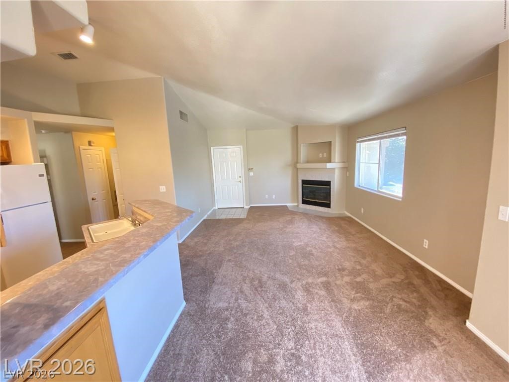 Photo 8 of 22, 384 Sunward Drive #0