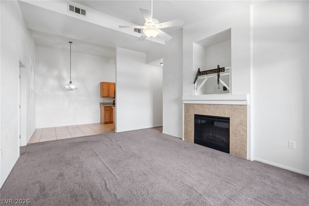 Photo 16 of 41, 2305 W Horizon Ridge Parkway #2524
