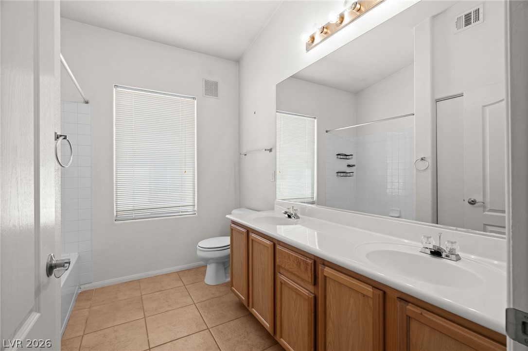 Photo 30 of 41, 2305 W Horizon Ridge Parkway #2524