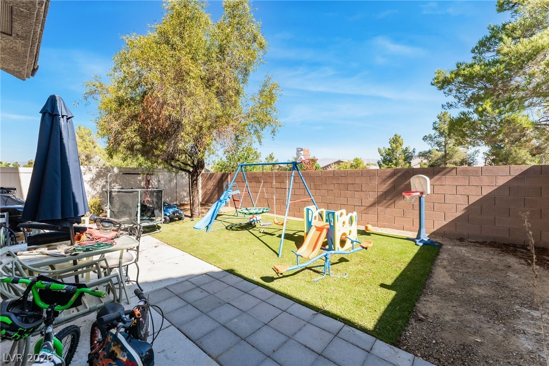 Photo 31 of 38, 5537 Punto Del Castello Court