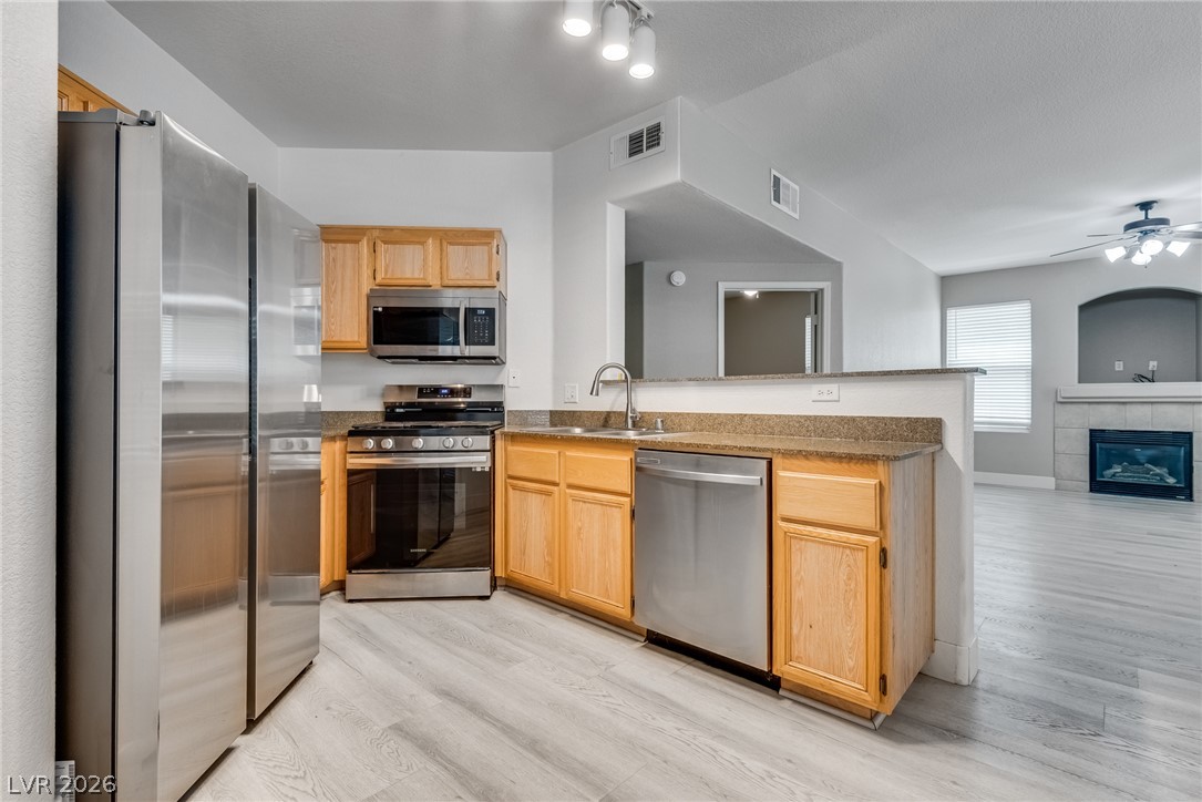 Photo 10 of 27, 10550 W Alexander Road #1139