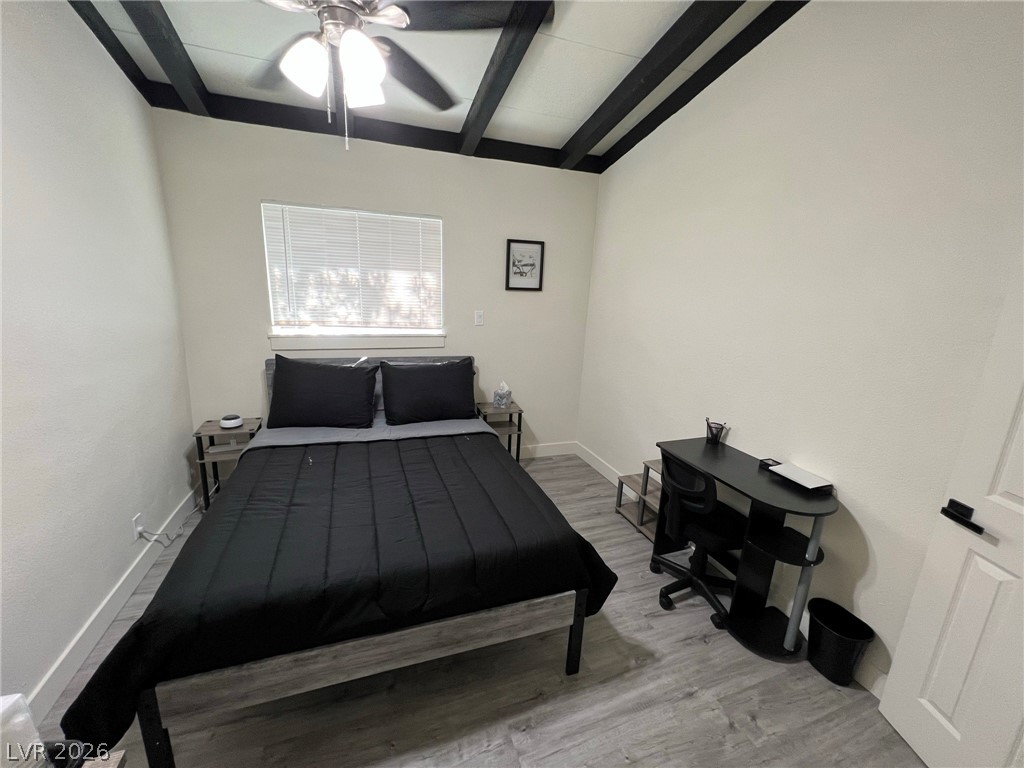 Photo 6 of 11, 1821 Hassett Avenue