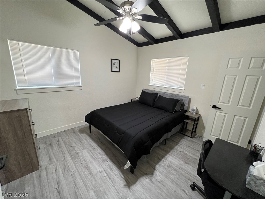 Photo 9 of 11, 1821 Hassett Avenue