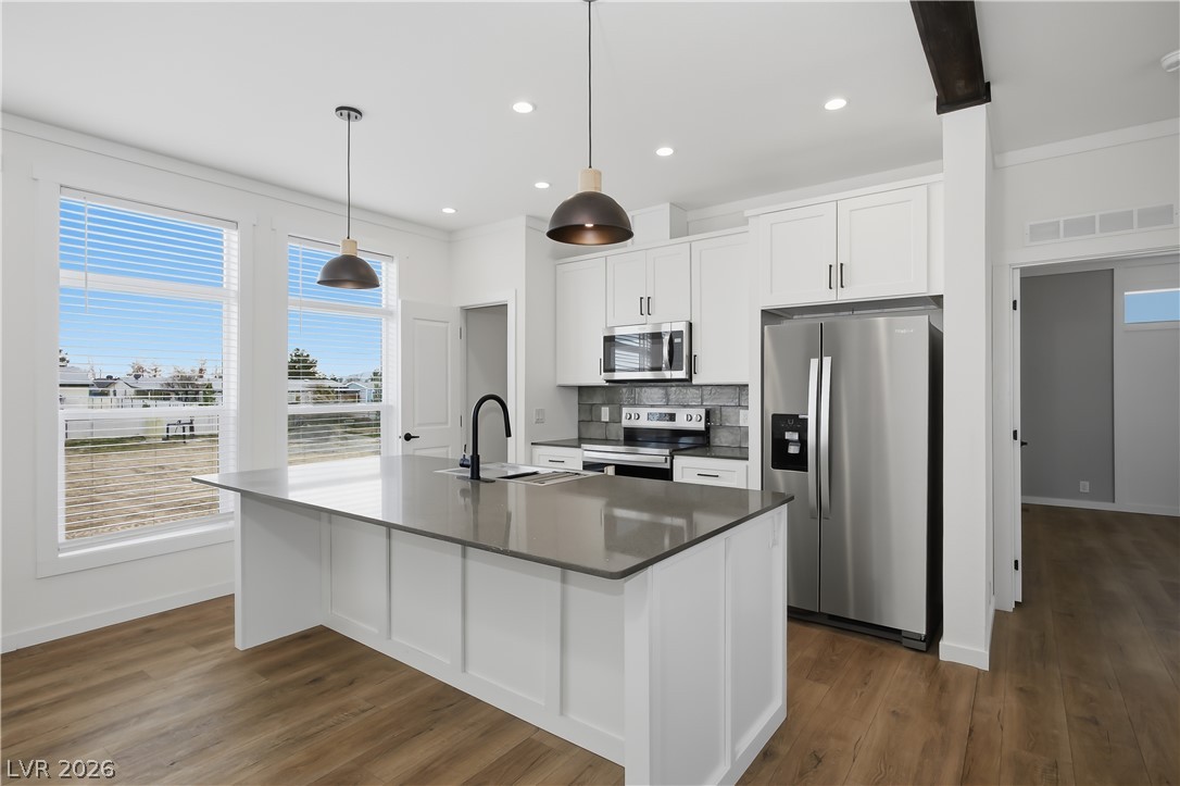 Photo 5 of 5621 E Saddletree Road