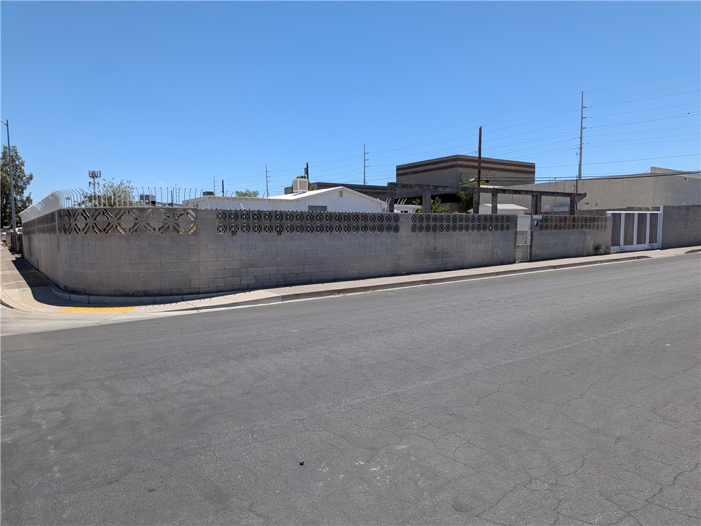 1337 Palm Street, Henderson 89011