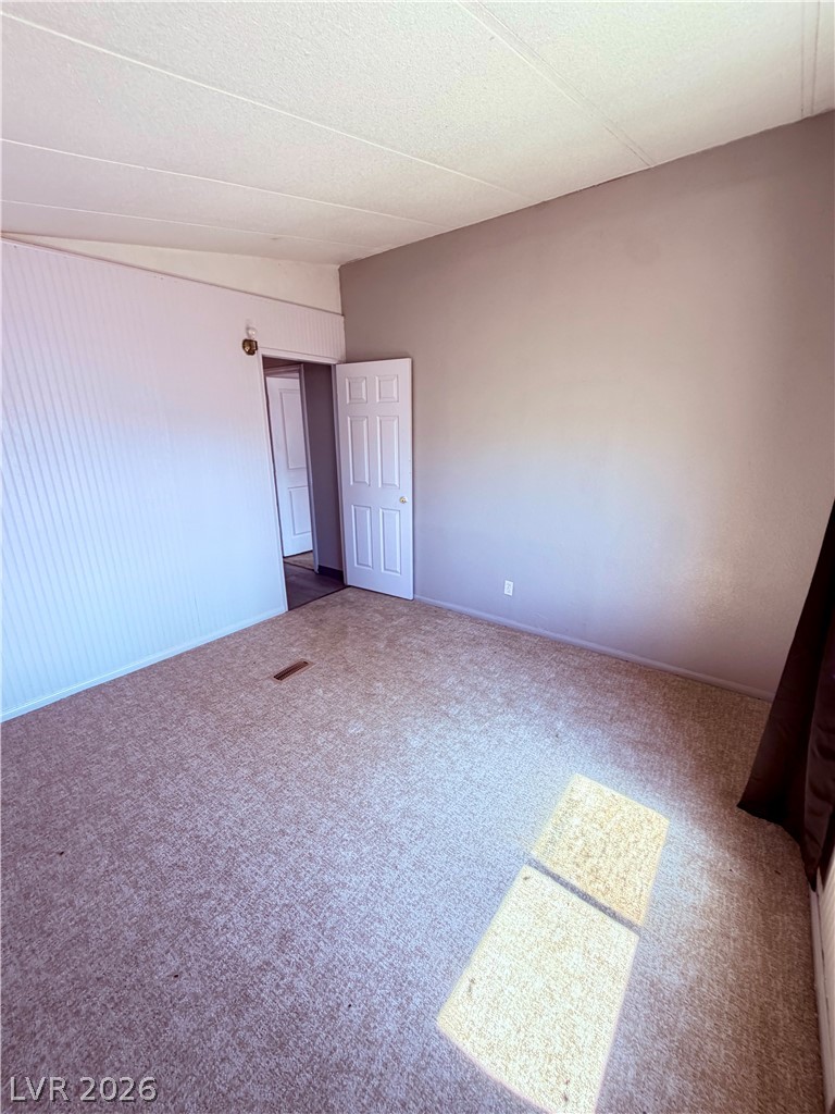 Photo 39 of 44, 4182 Queen Isabel Court