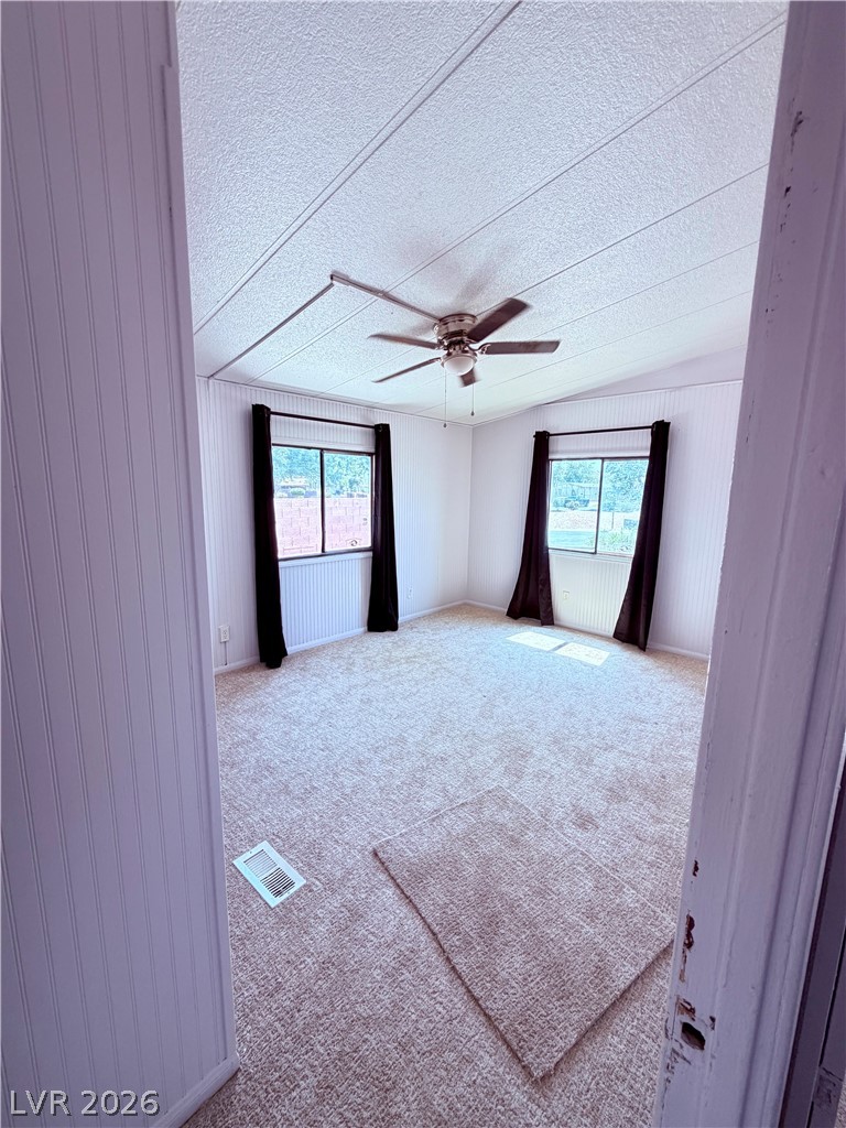 Photo 40 of 44, 4182 Queen Isabel Court