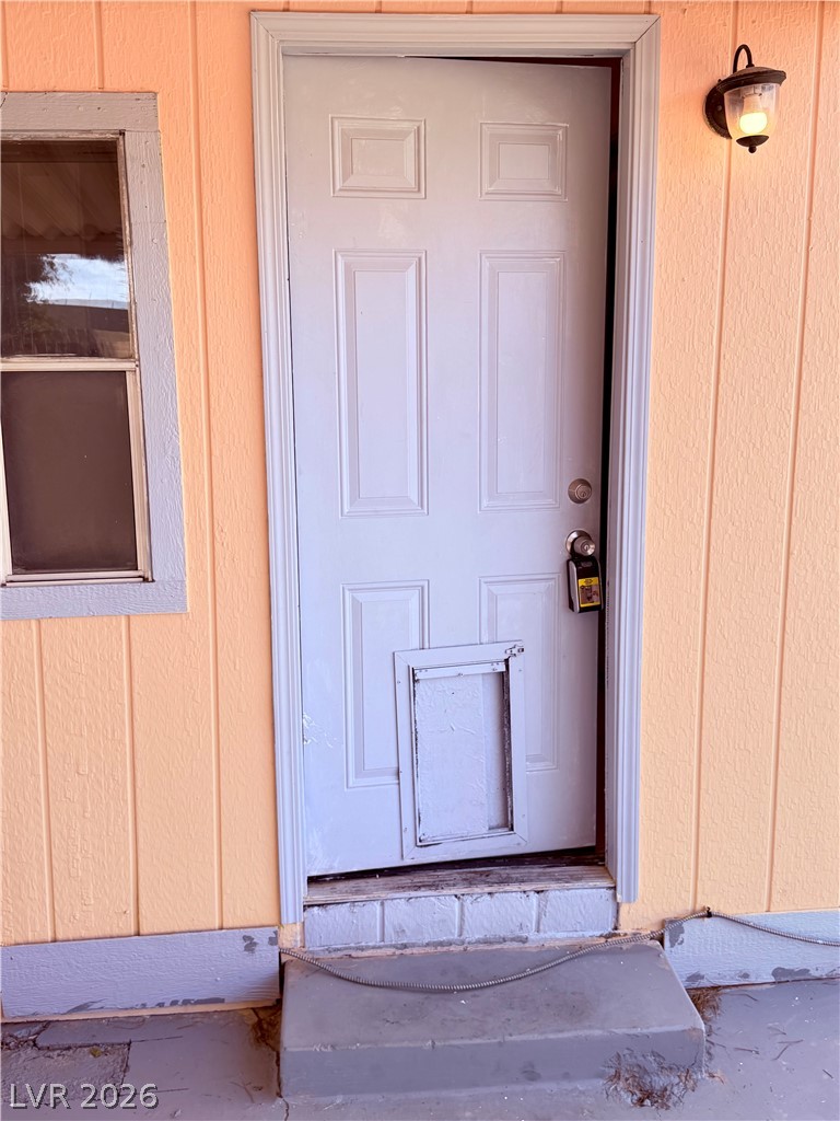 Photo 9 of 44, 4182 Queen Isabel Court