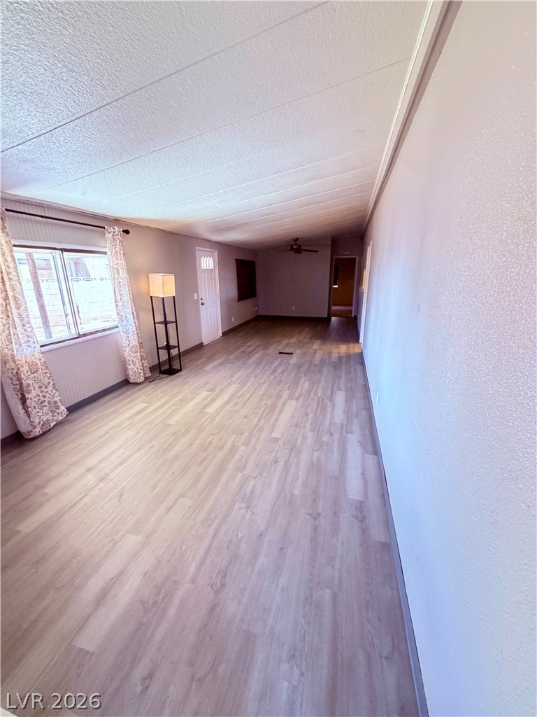 Photo 18 of 44, 4182 Queen Isabel Court