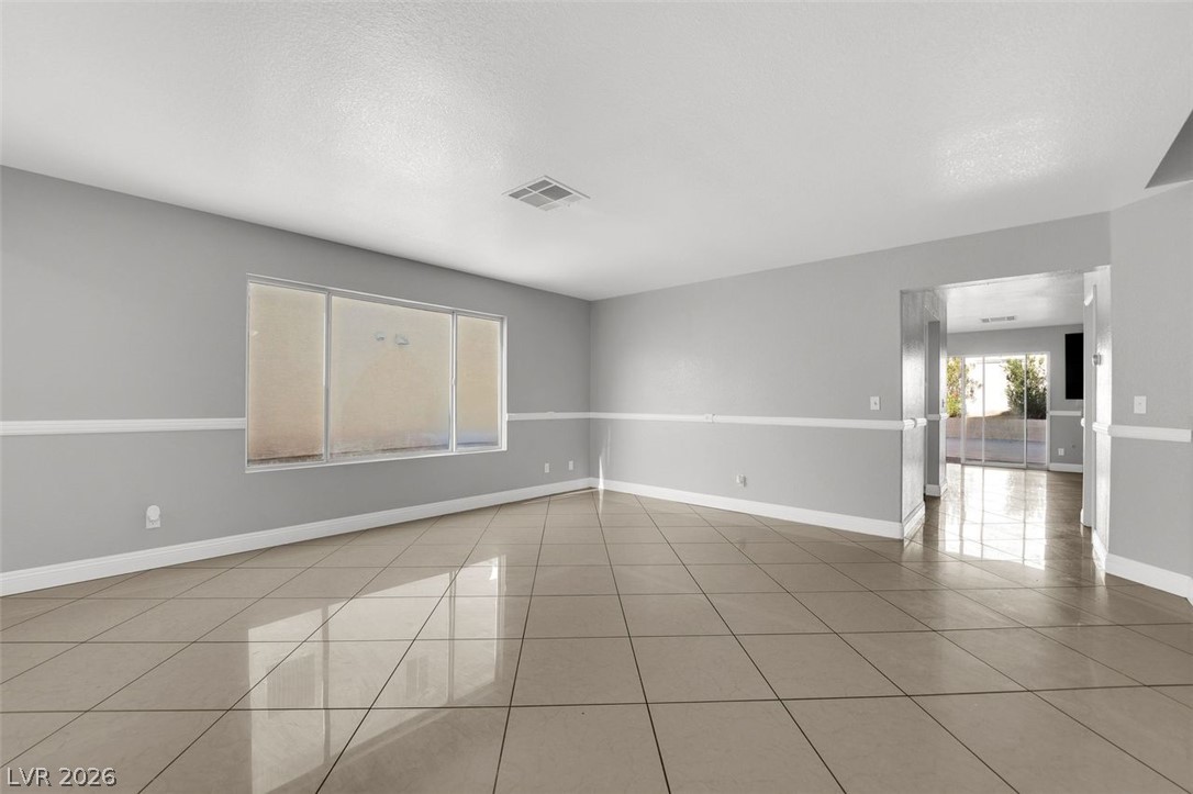 Photo 6 of 37, 1421 Bellglen Drive