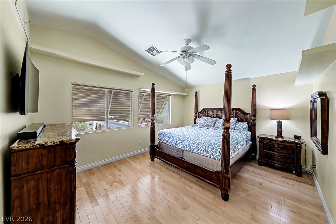 Photo 19 of 37, 9594 Parvin Street
