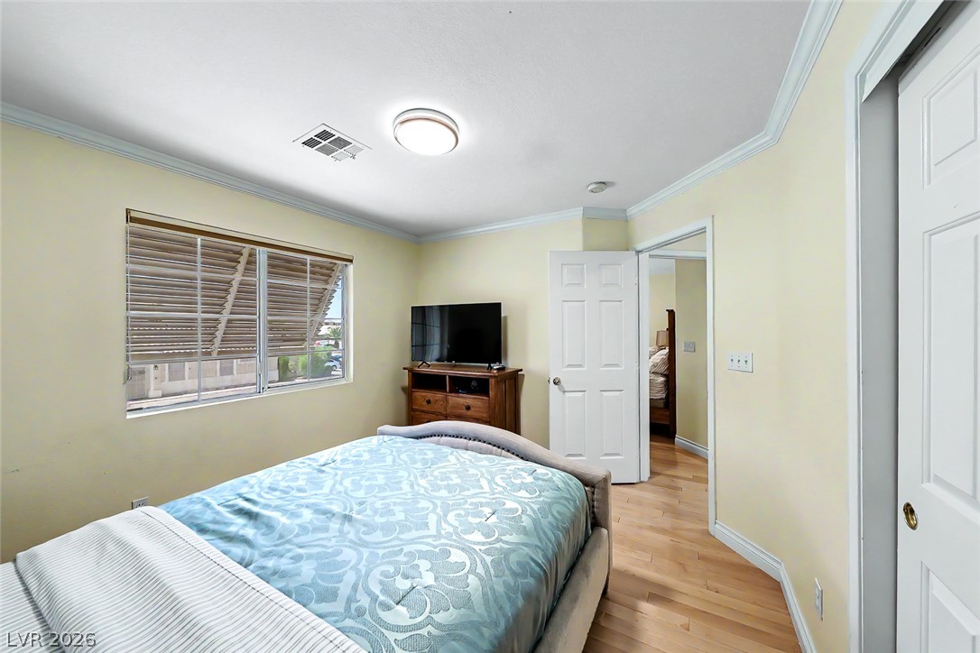 Photo 27 of 37, 9594 Parvin Street