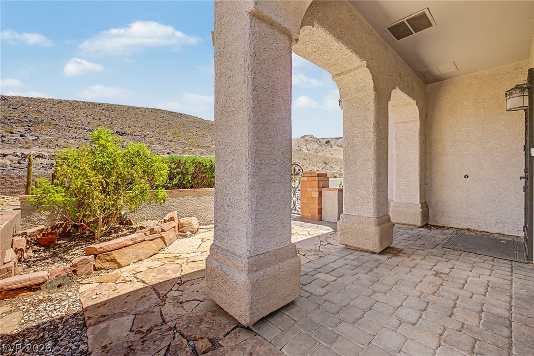 Photo 5 of 1850 Cypress Mesa Drive