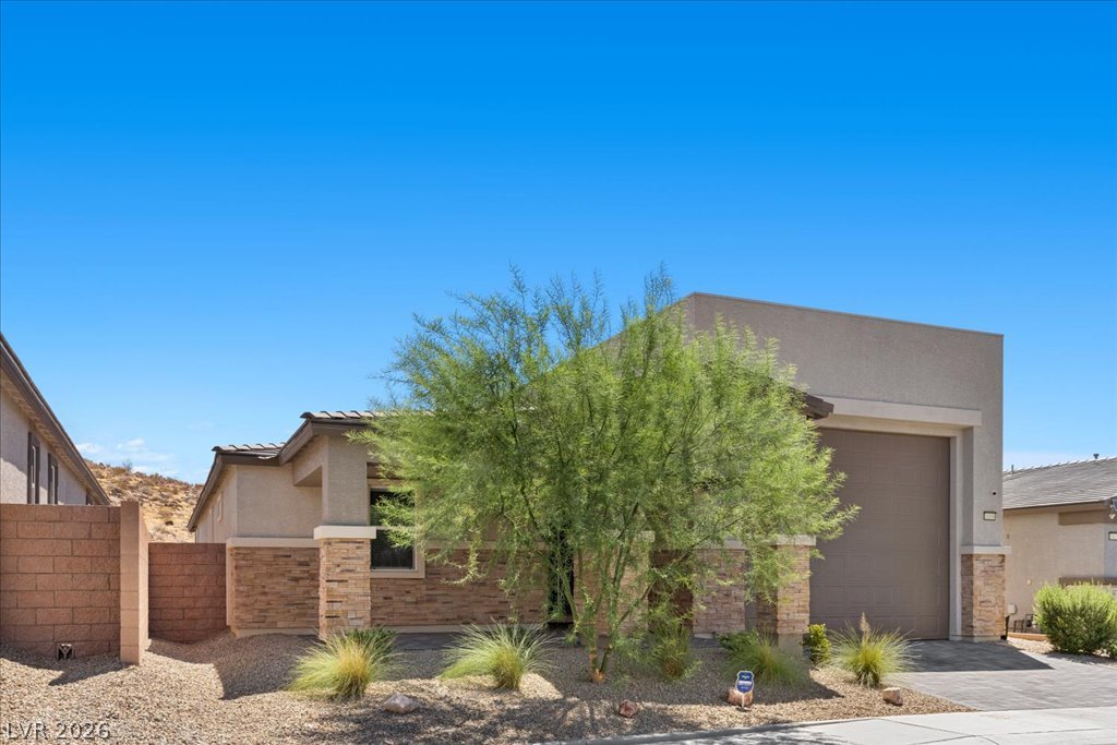 Photo 3 of 10006 Joshua Foothills Street
