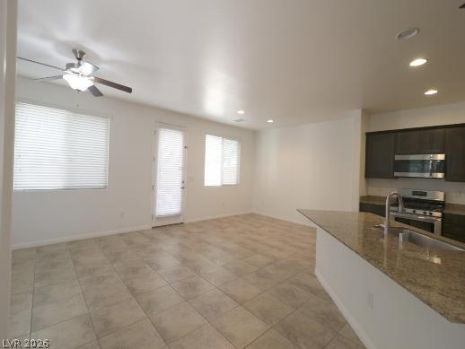 Photo 5 of 6623 Seahorse Reef Street