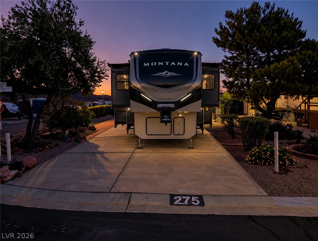 871 Robin Way, Boulder City 89005